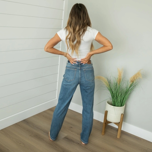 Judy Blue High Rise Classic Straight Fit Jeans No Distressing Regular Plus NEW - Picture 11 of 16